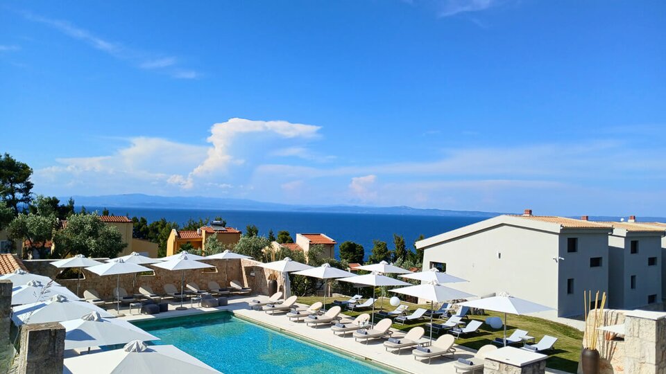 Helios Blue Villas bazen